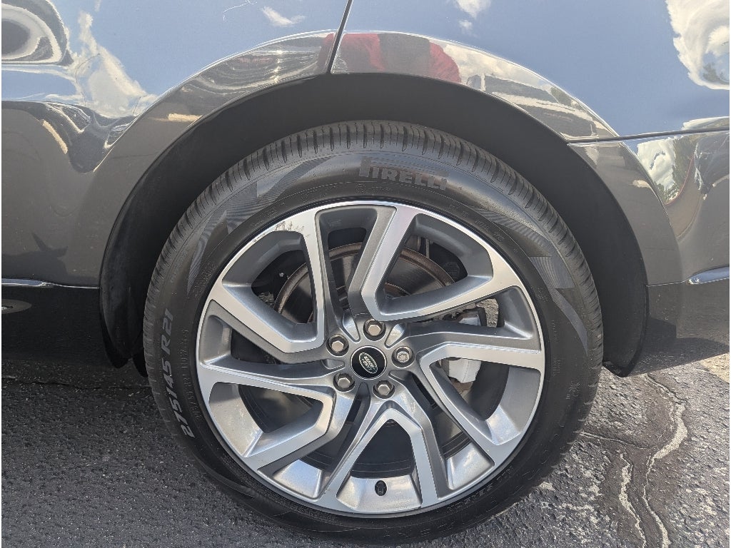 2022 Land Rover Range Rover Sport HSE Silver Edition