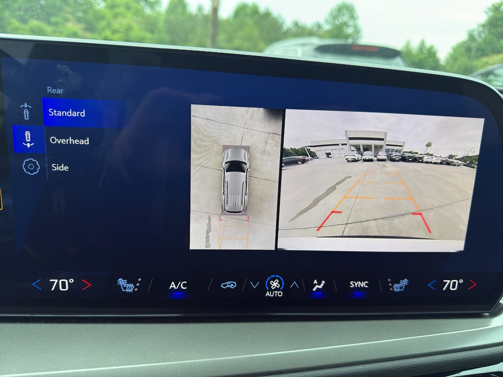 2024 Chevrolet Traverse AWD LT