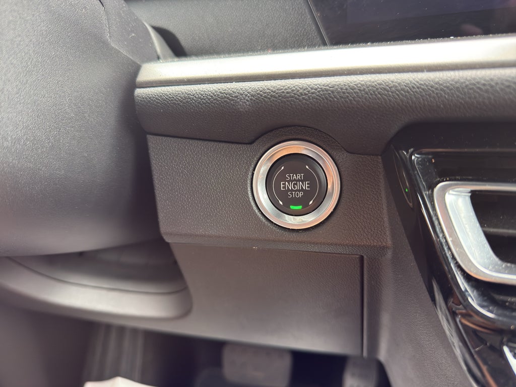 2024 Chevrolet Traverse AWD LT