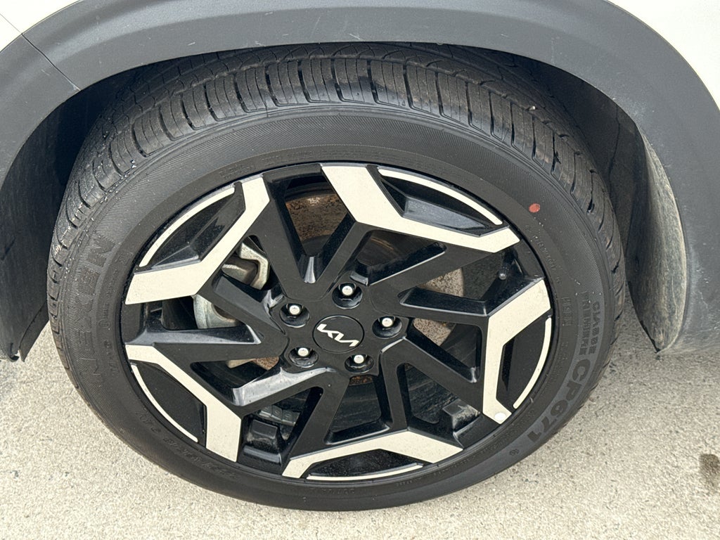 2024 Kia Seltos SX