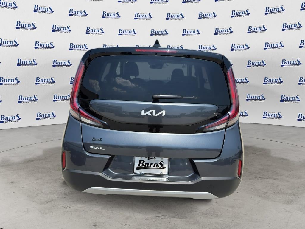 2025 Kia Soul Base