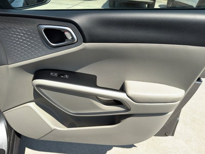 2025 Kia Soul Base