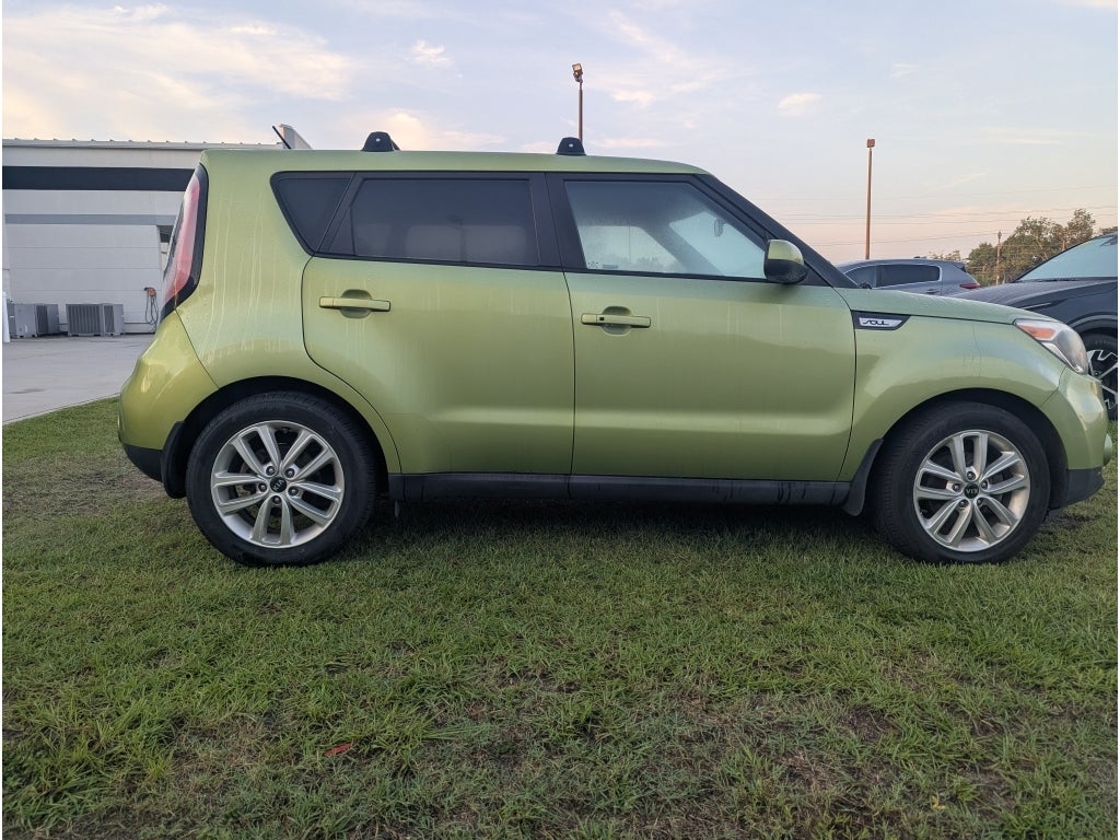 2017 Kia Soul +