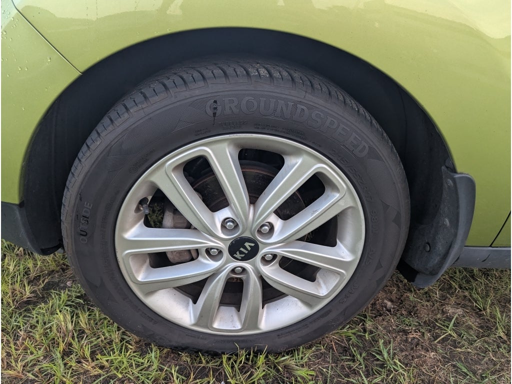 2017 Kia Soul +