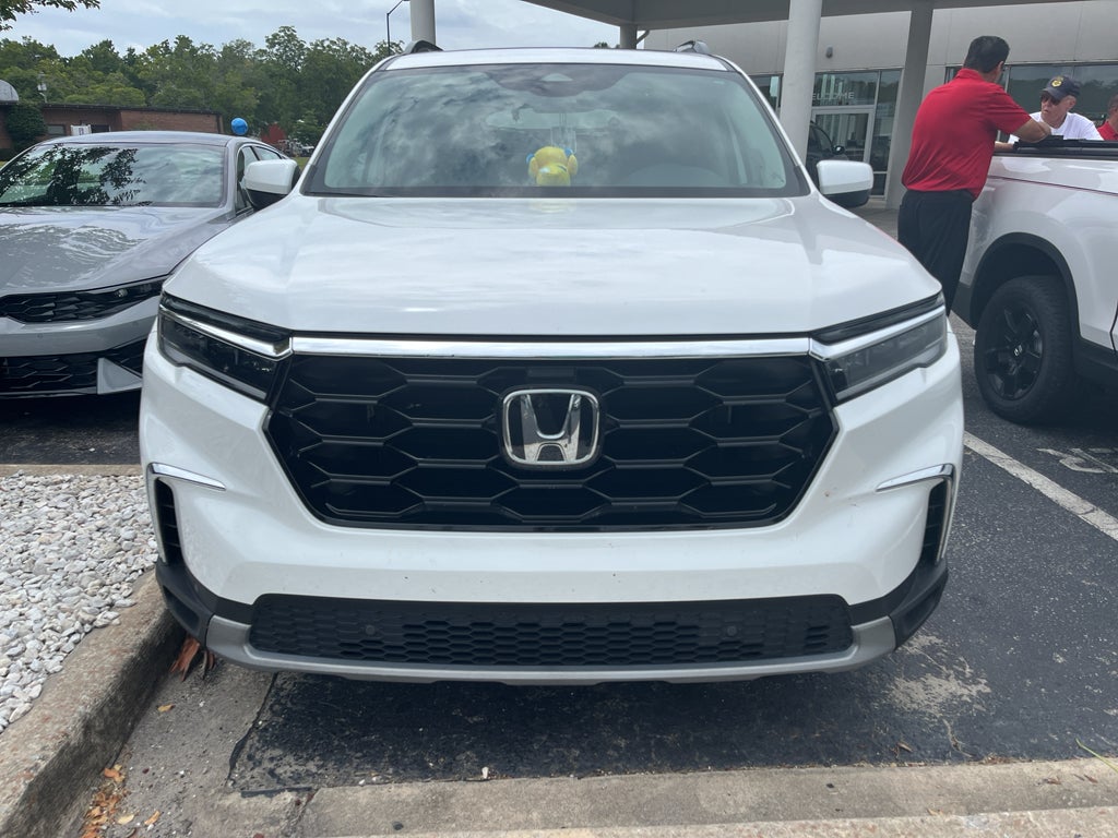 2024 Honda Pilot Touring