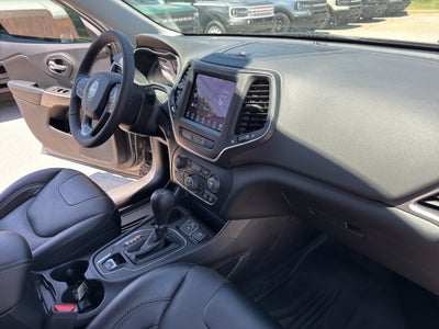 2022 Jeep Cherokee Latitude Lux