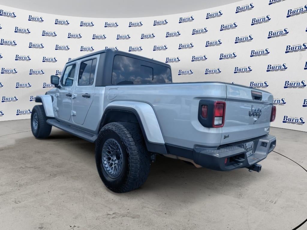 2022 Jeep Gladiator Overland
