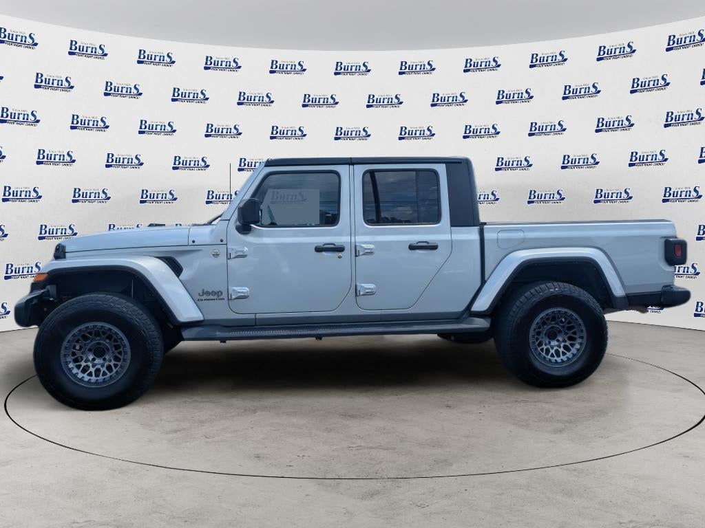2022 Jeep Gladiator Overland