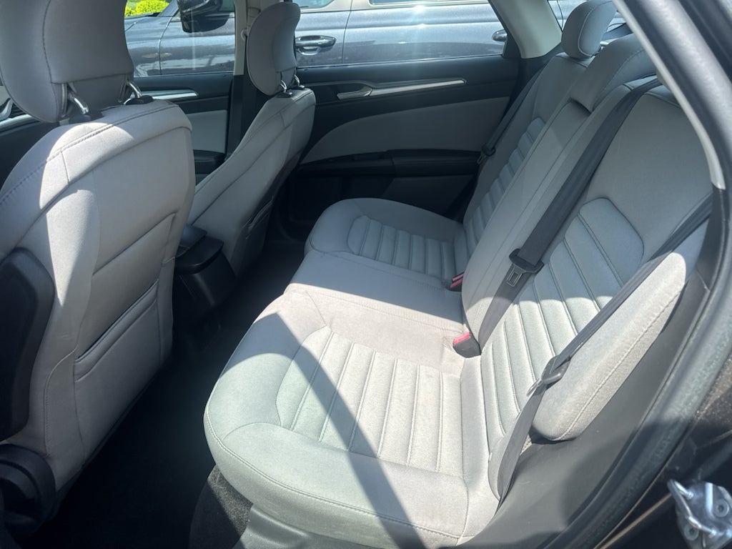 2015 Ford Fusion S