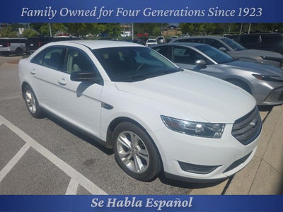 2015 Ford Taurus SE
