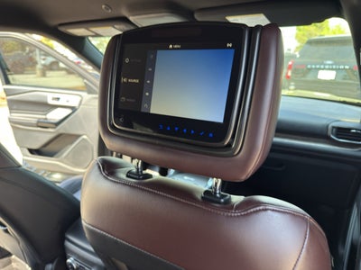 2023 Ford Explorer Platinum