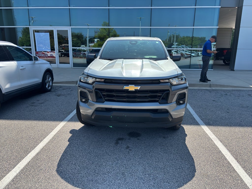 2024 Chevrolet Colorado 2WD LT