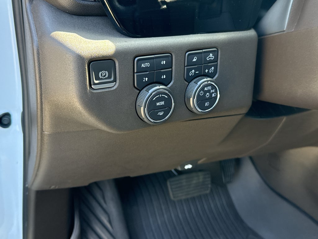 2024 Chevrolet Silverado LTZ