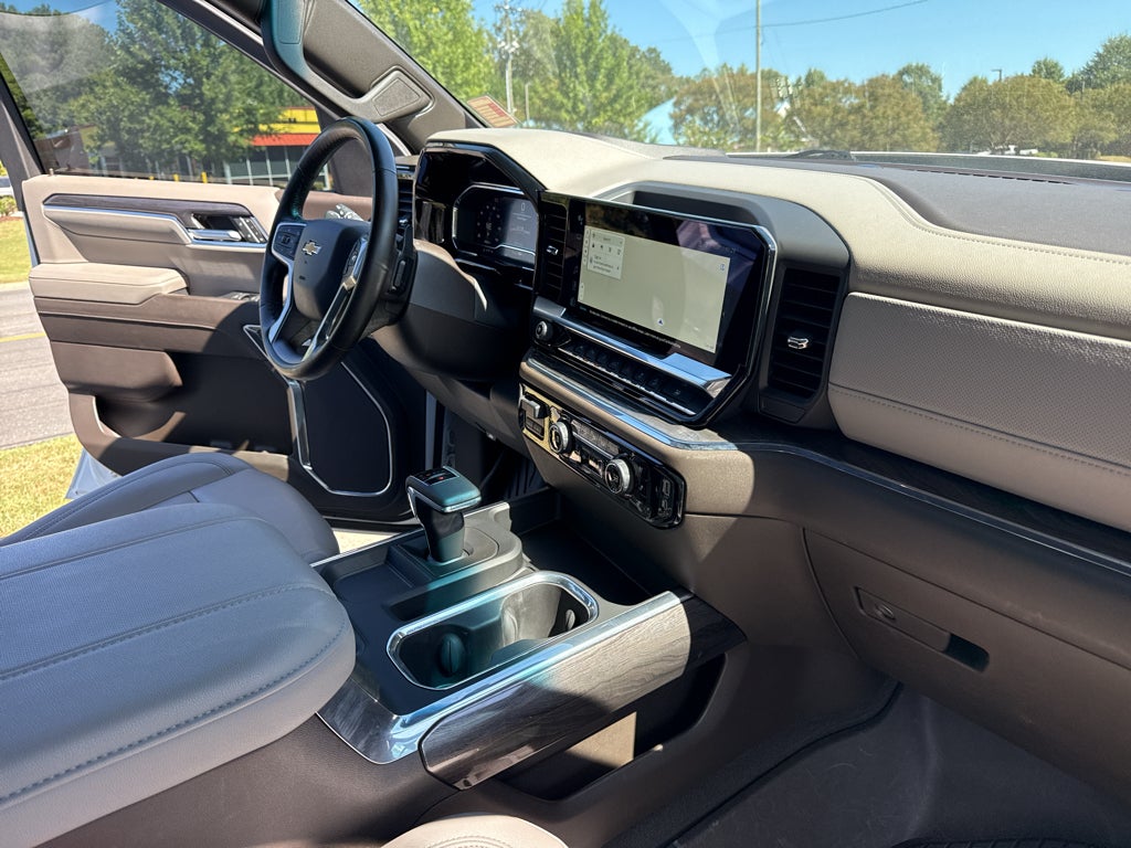 2024 Chevrolet Silverado LTZ