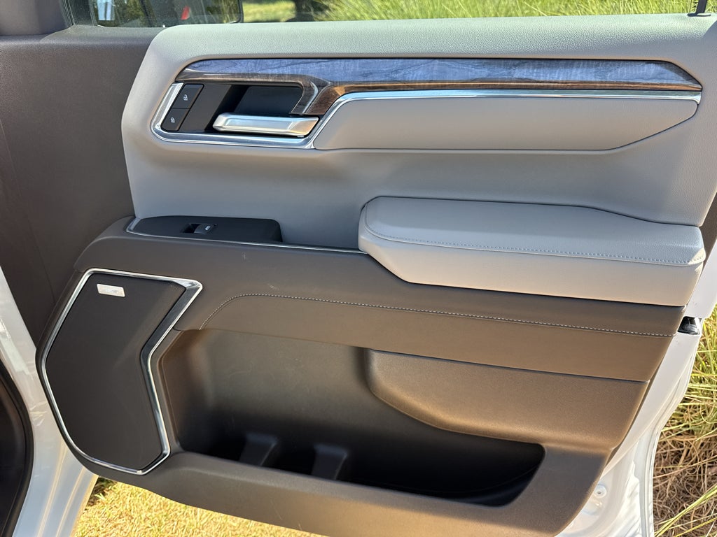 2024 Chevrolet Silverado LTZ