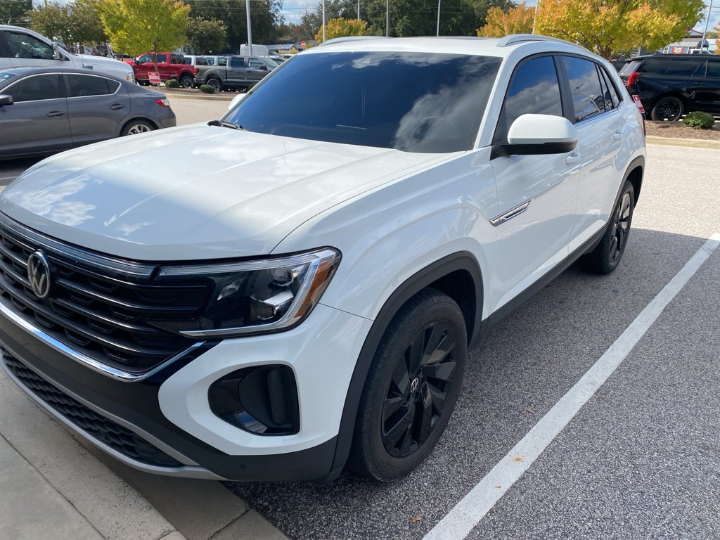 2024 Volkswagen Atlas Cross Sport 2.0T SE w/Technology