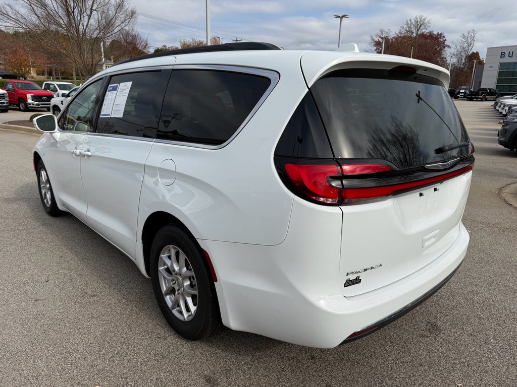 2022 Chrysler Pacifica Touring L