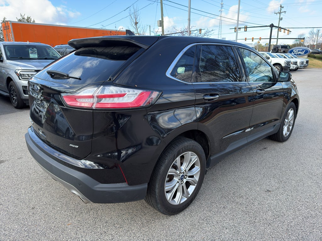 2022 Ford Edge Titanium