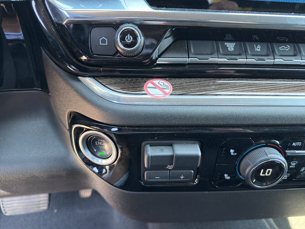 2025 Chevrolet Silverado LT