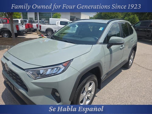 2020 Toyota RAV4 XLE