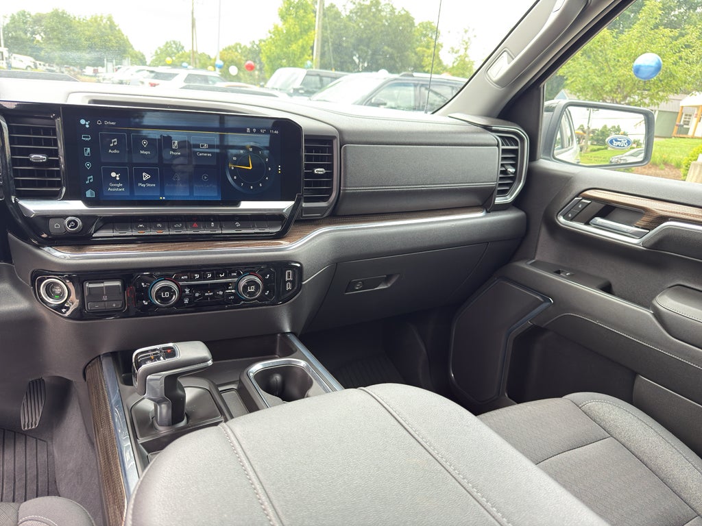 2024 Chevrolet Silverado LT Trail Boss