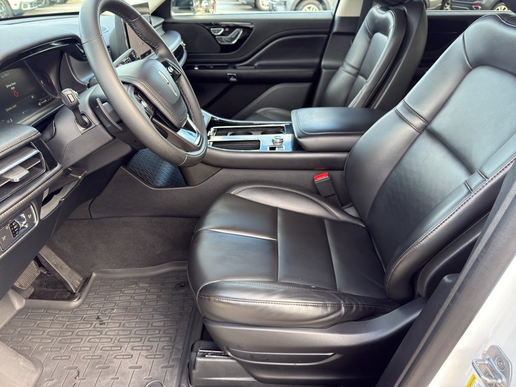 2023 Lincoln Aviator Standard