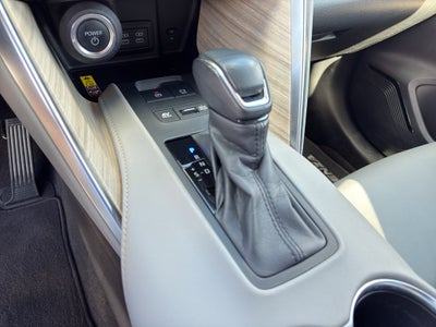 2023 Toyota Venza XLE