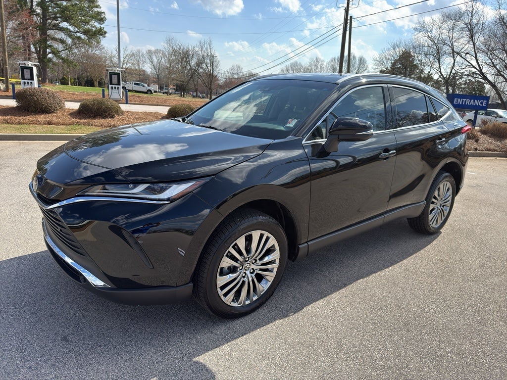 2023 Toyota Venza XLE