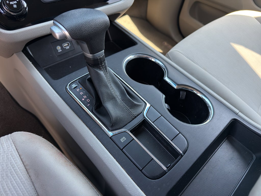 2021 Kia Sedona LX