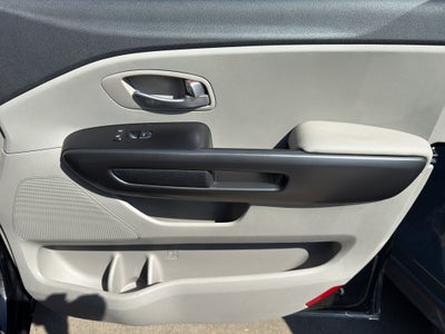 2021 Kia Sedona LX
