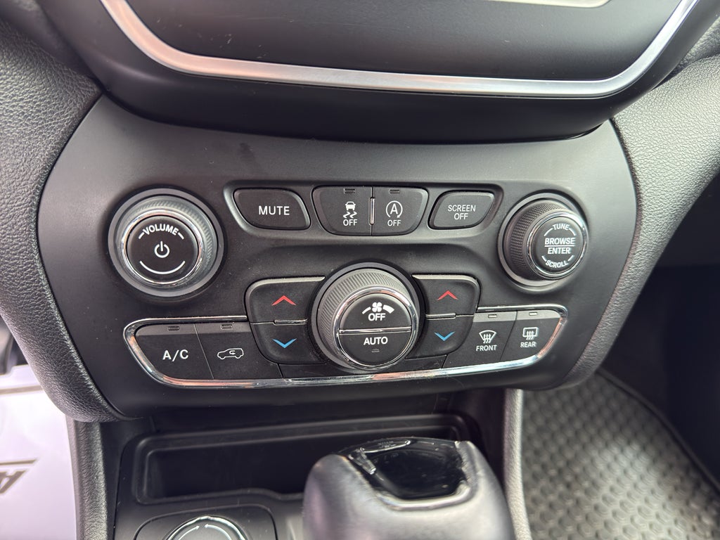 2020 Jeep Cherokee Altitude