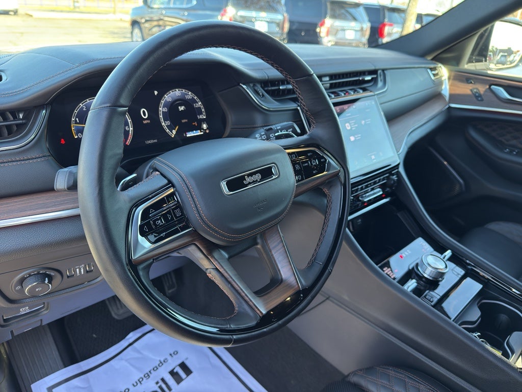 2025 Jeep Grand Cherokee Summit