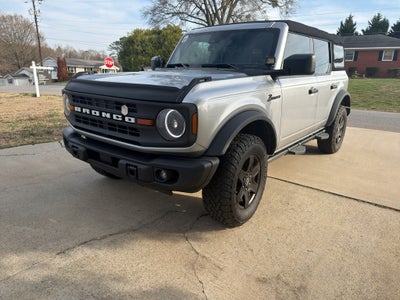 2024 Ford Bronco Black Diamond