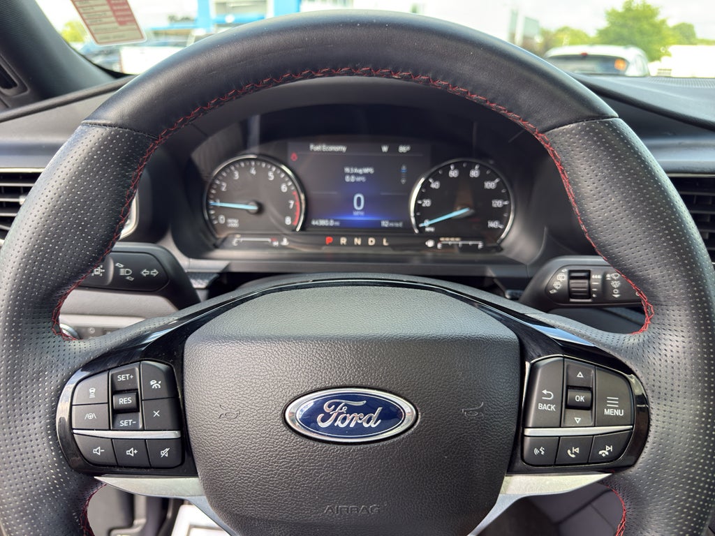2022 Ford Explorer ST-Line