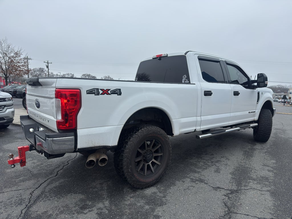2017 Ford Super Duty F-250 SRW Lariat