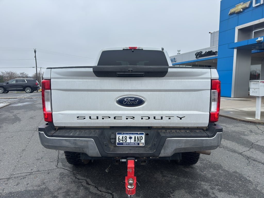 2017 Ford Super Duty F-250 SRW Lariat