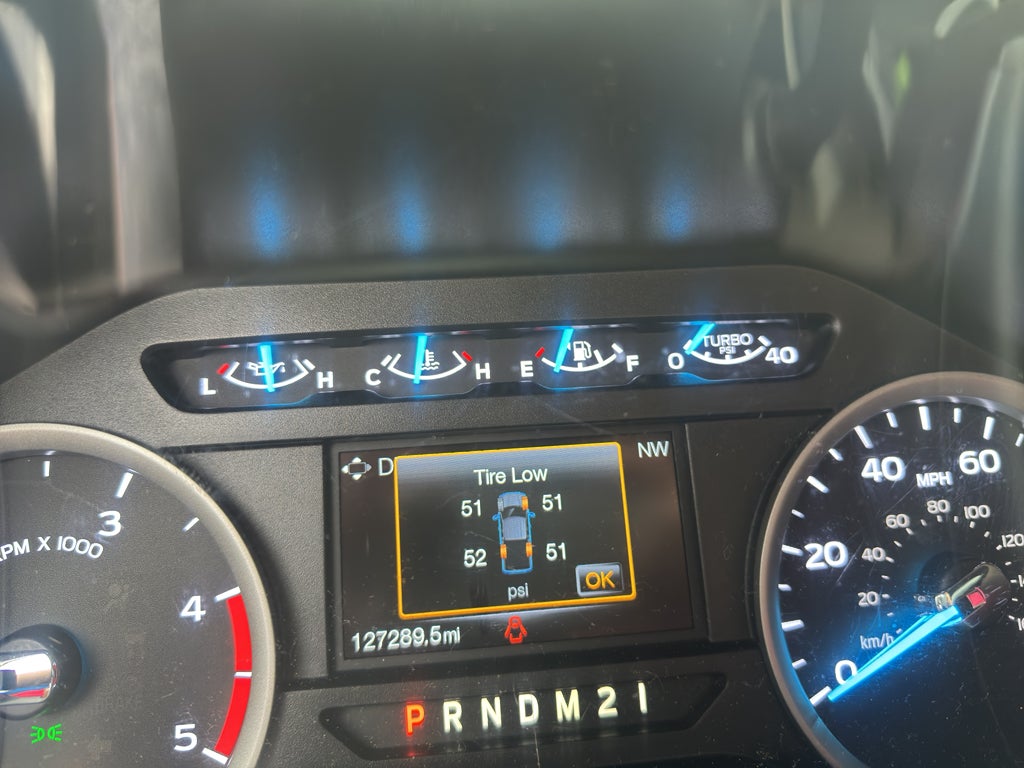 2017 Ford Super Duty F-250 SRW Lariat