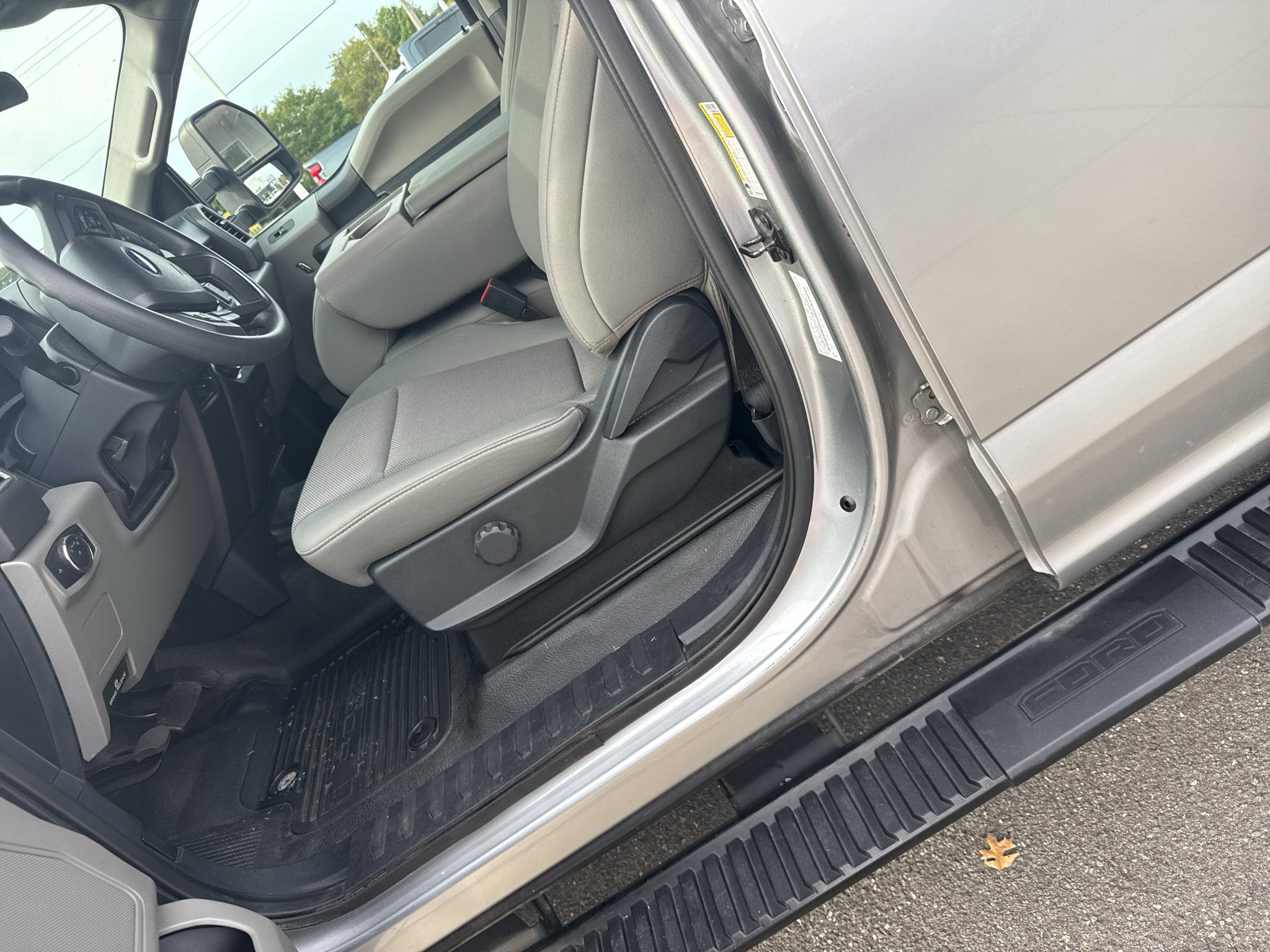 2022 Ford Super Duty F-350 SRW XL