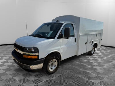 2025 Chevrolet Express Cutaway 3500 1WT