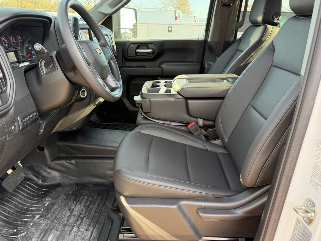 2025 Chevrolet Silverado 3500 HD WT