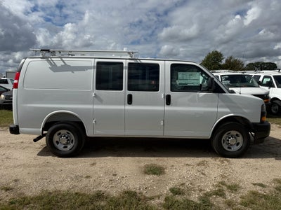 2025 Chevrolet Express Cargo 2500 WT