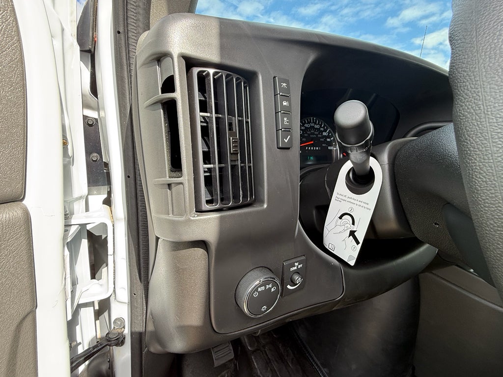 2025 Chevrolet Express Cargo 2500 WT