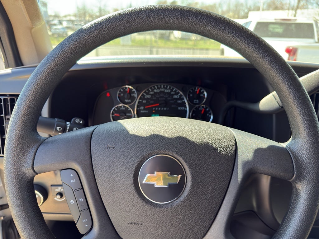 2025 Chevrolet Express Cargo 2500 WT