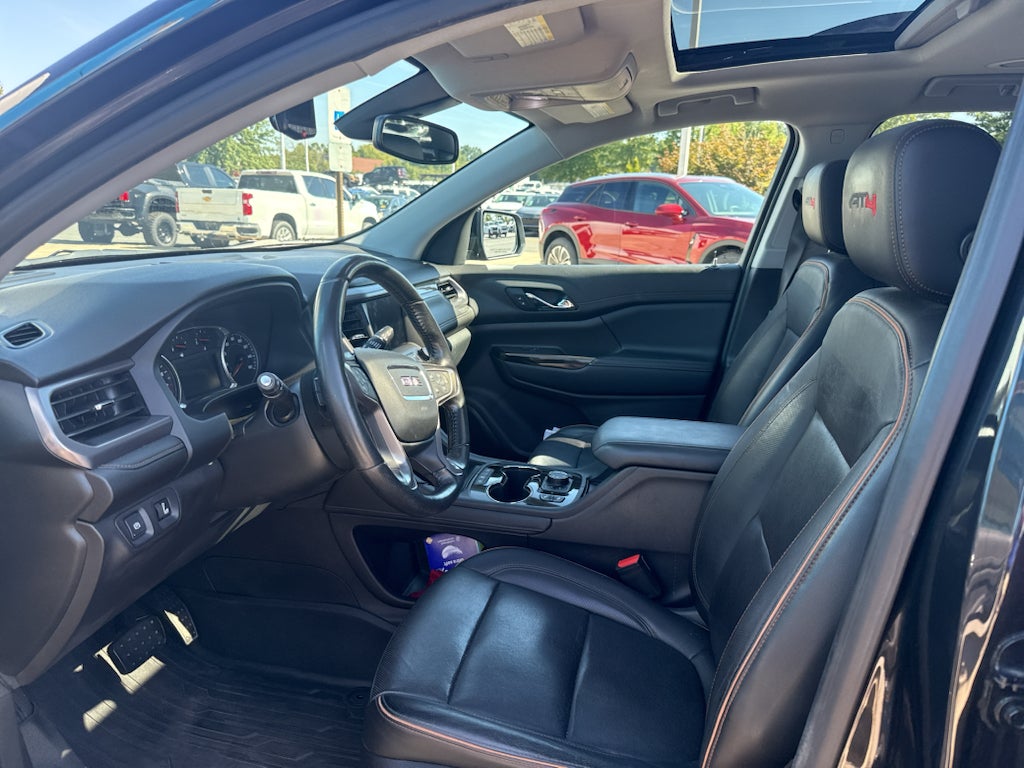 2020 GMC Acadia AT4