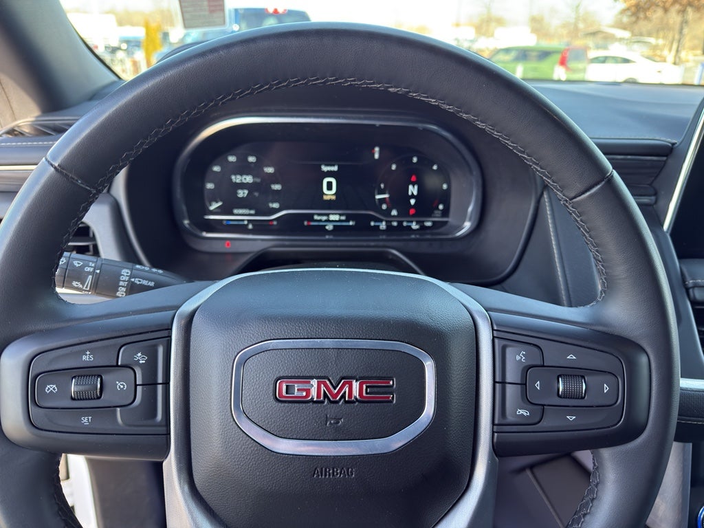 2024 GMC Yukon SLT