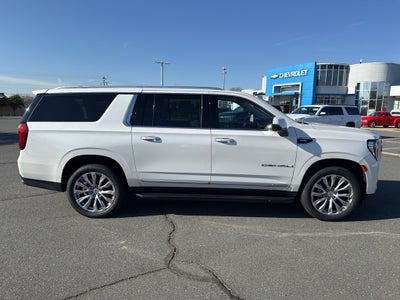 2022 GMC Yukon XL Denali