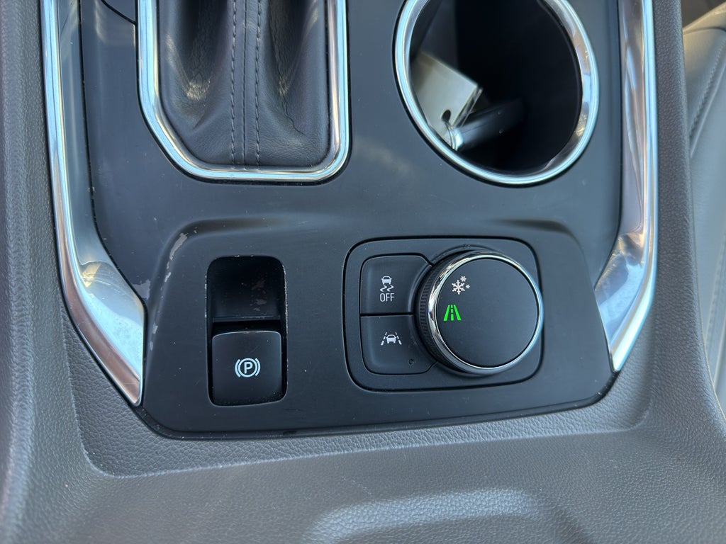 2020 Chevrolet Traverse LT Leather