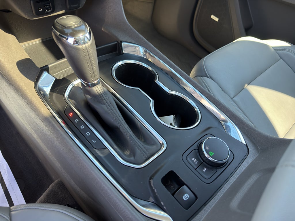 2020 Chevrolet Traverse LT Leather