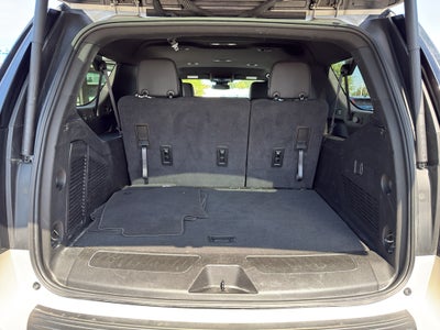 2024 Chevrolet Suburban LT