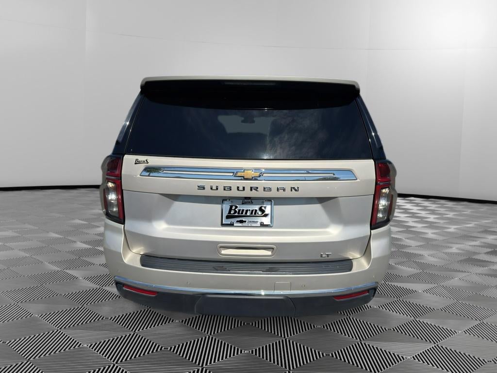 2024 Chevrolet Suburban LT
